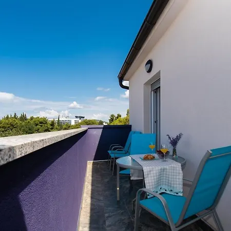 Apartment Lucija *