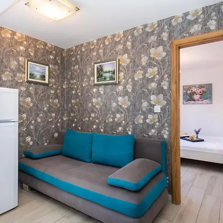 Apartment Lucija
