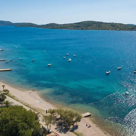 Lucija Διαμέρισμα Βόντιτσε