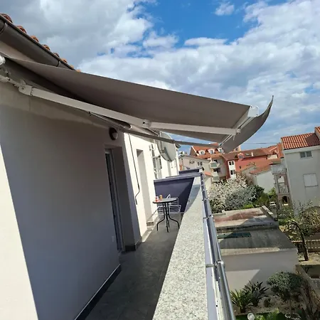 Lucija Appartamento Vodice